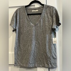 NWT AE77 Premium Relaxed Voop Tee in Heather Grey